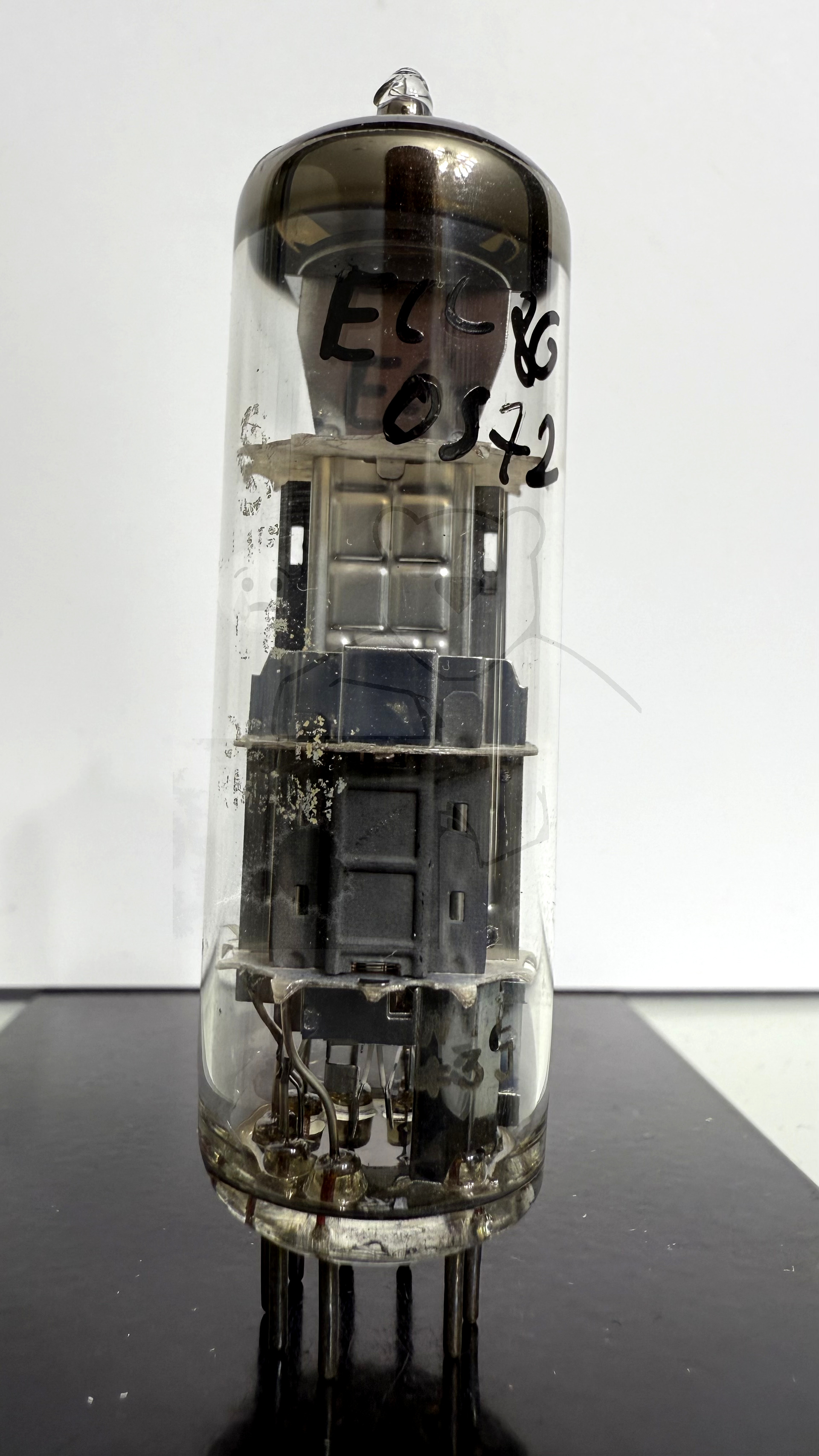 Röhre ECL86 #0572 Bild 1