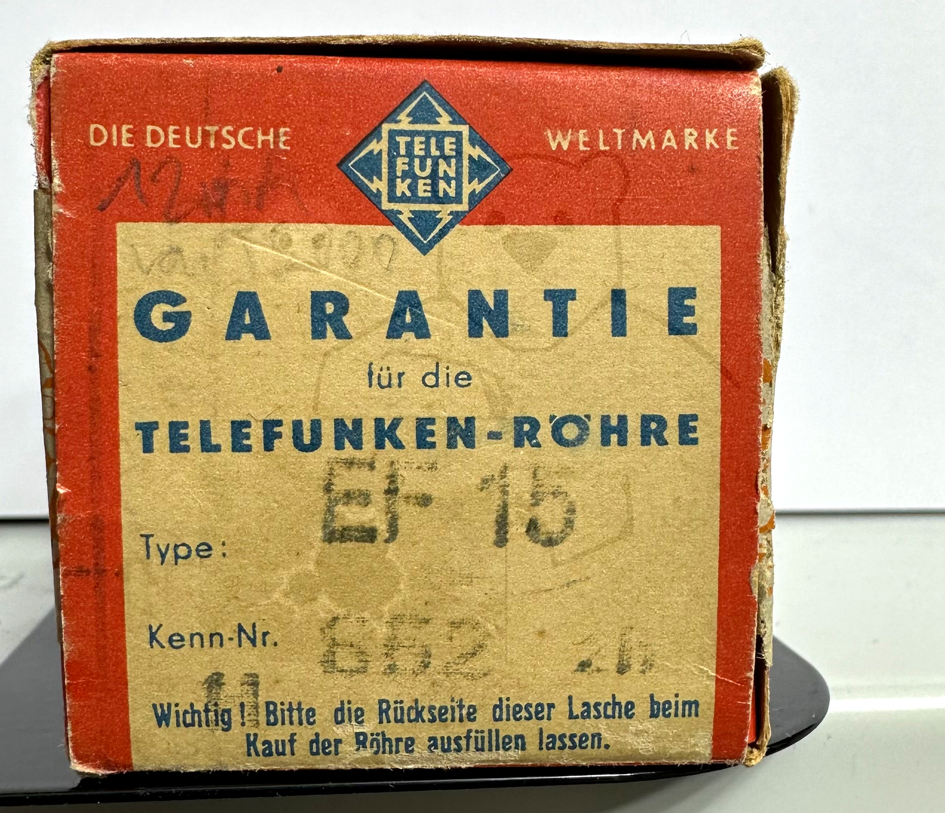 Röhre EF15 #3625 Verpackung Bild 1
