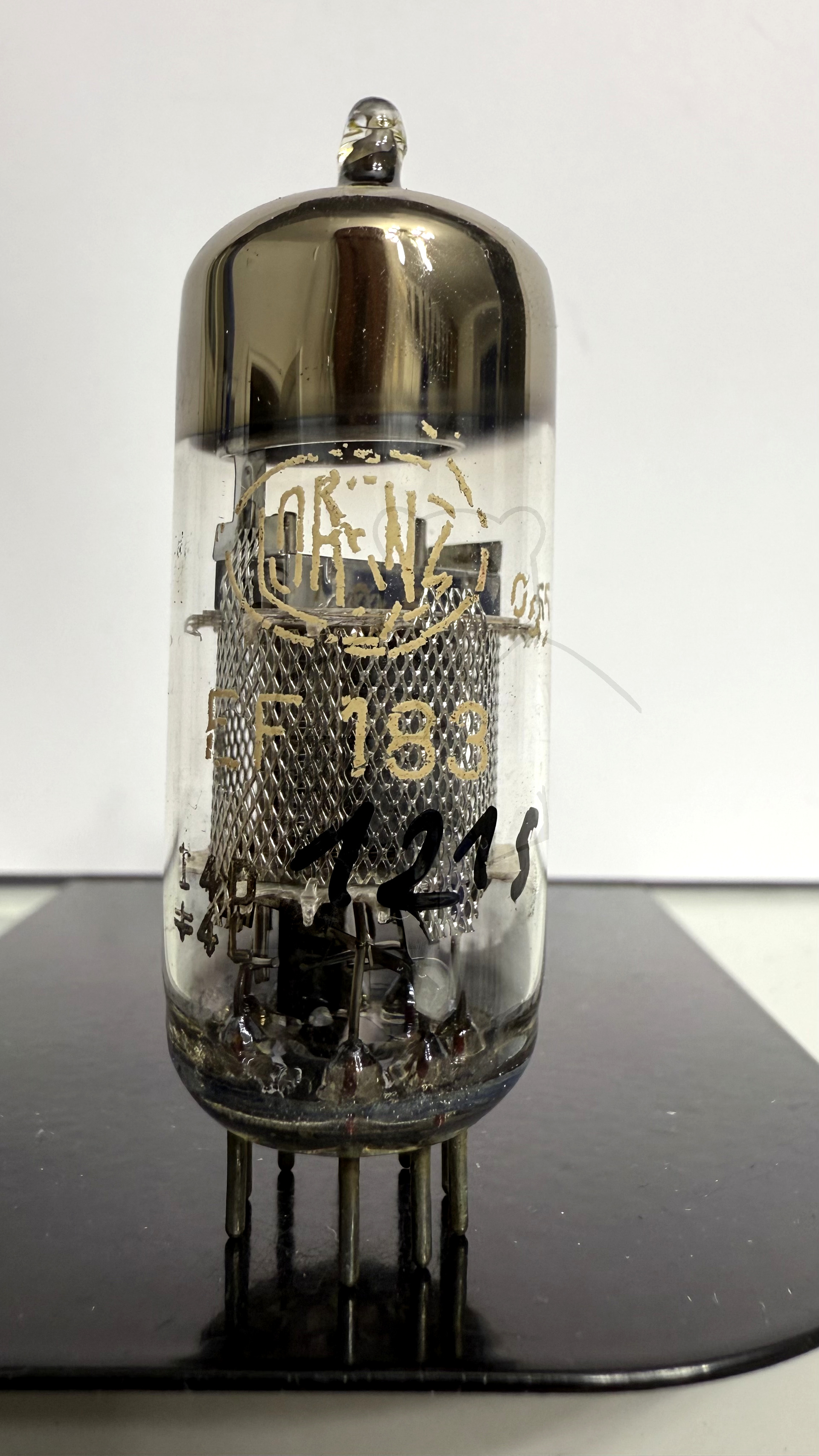 Röhre EF183 #1215 Bild 1