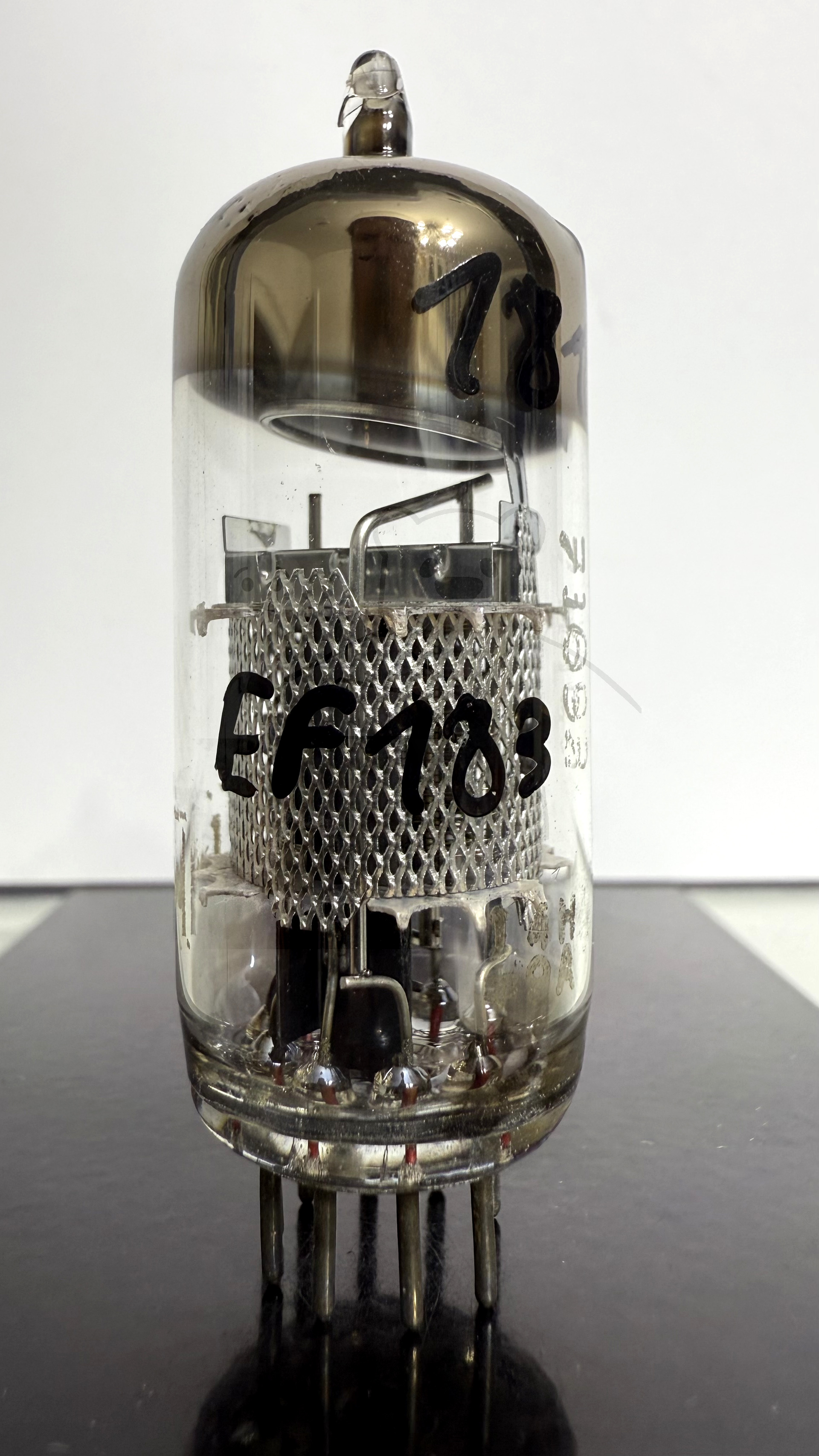 Röhre EF183 #1818 Bild 1