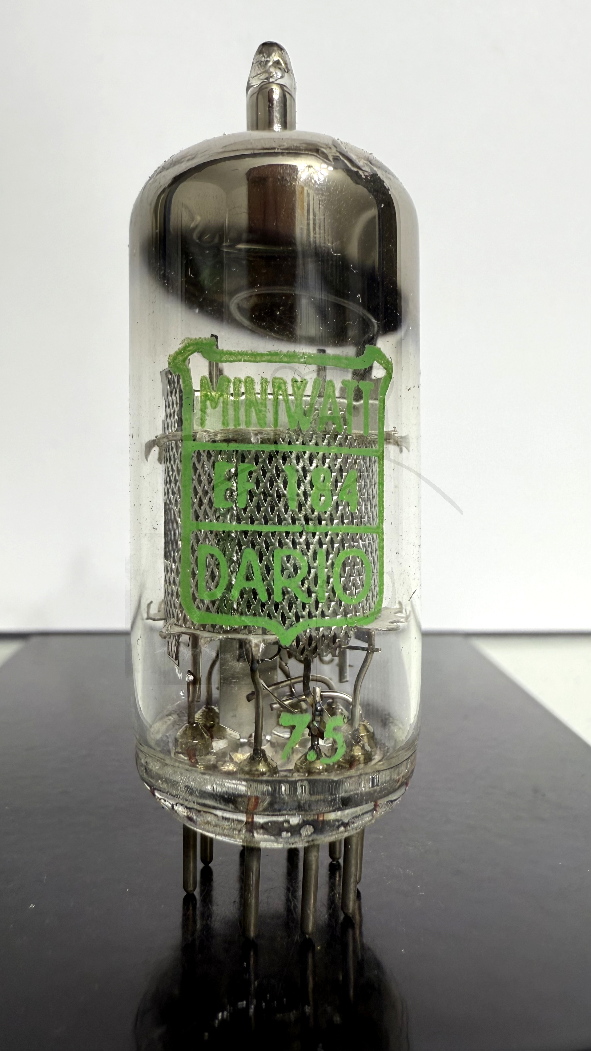 Röhre EF184 #7052 Bild 1