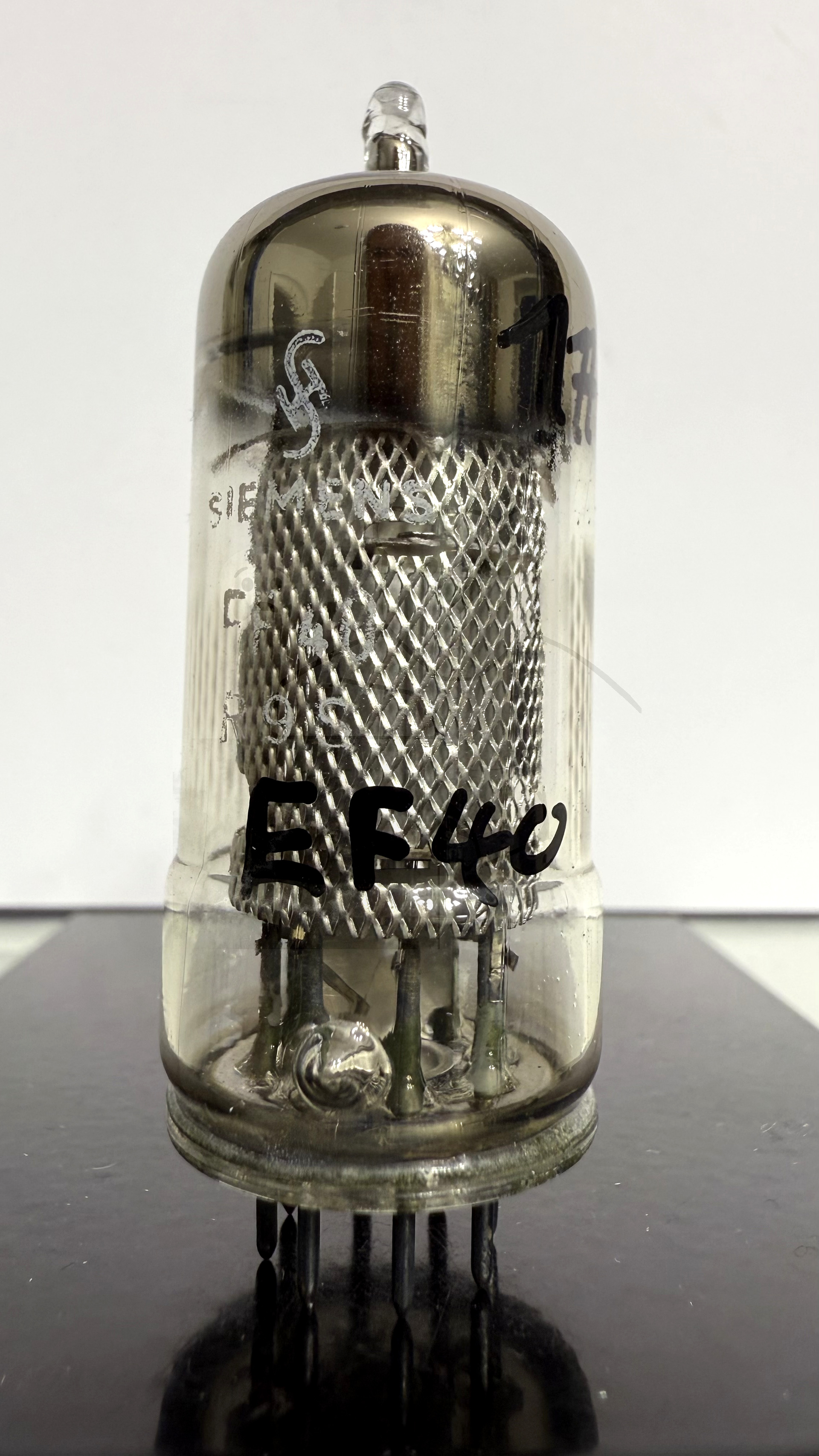 Röhre EF40 #1756 Bild 1