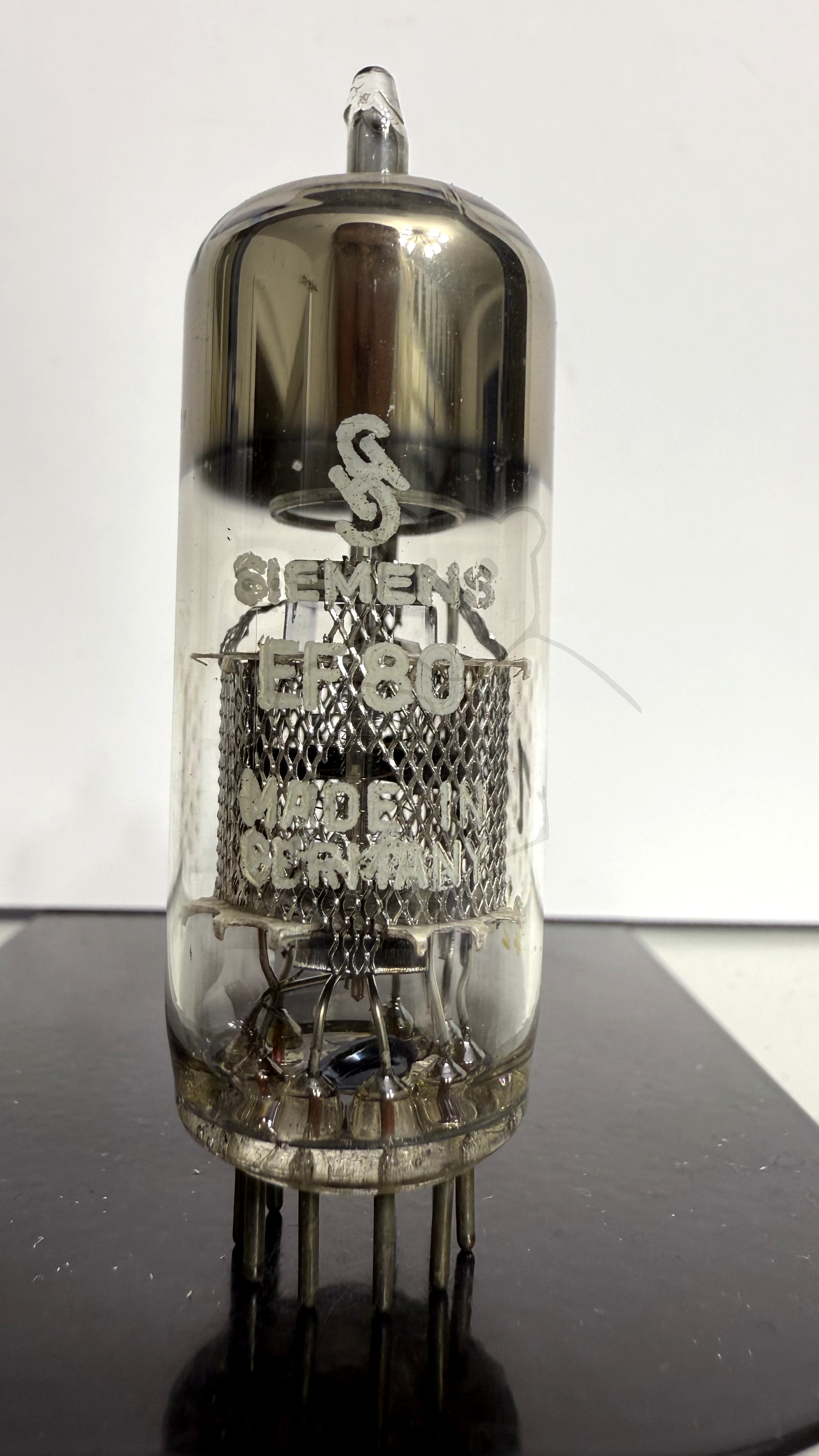 Röhre EF80 #1010 Bild 1