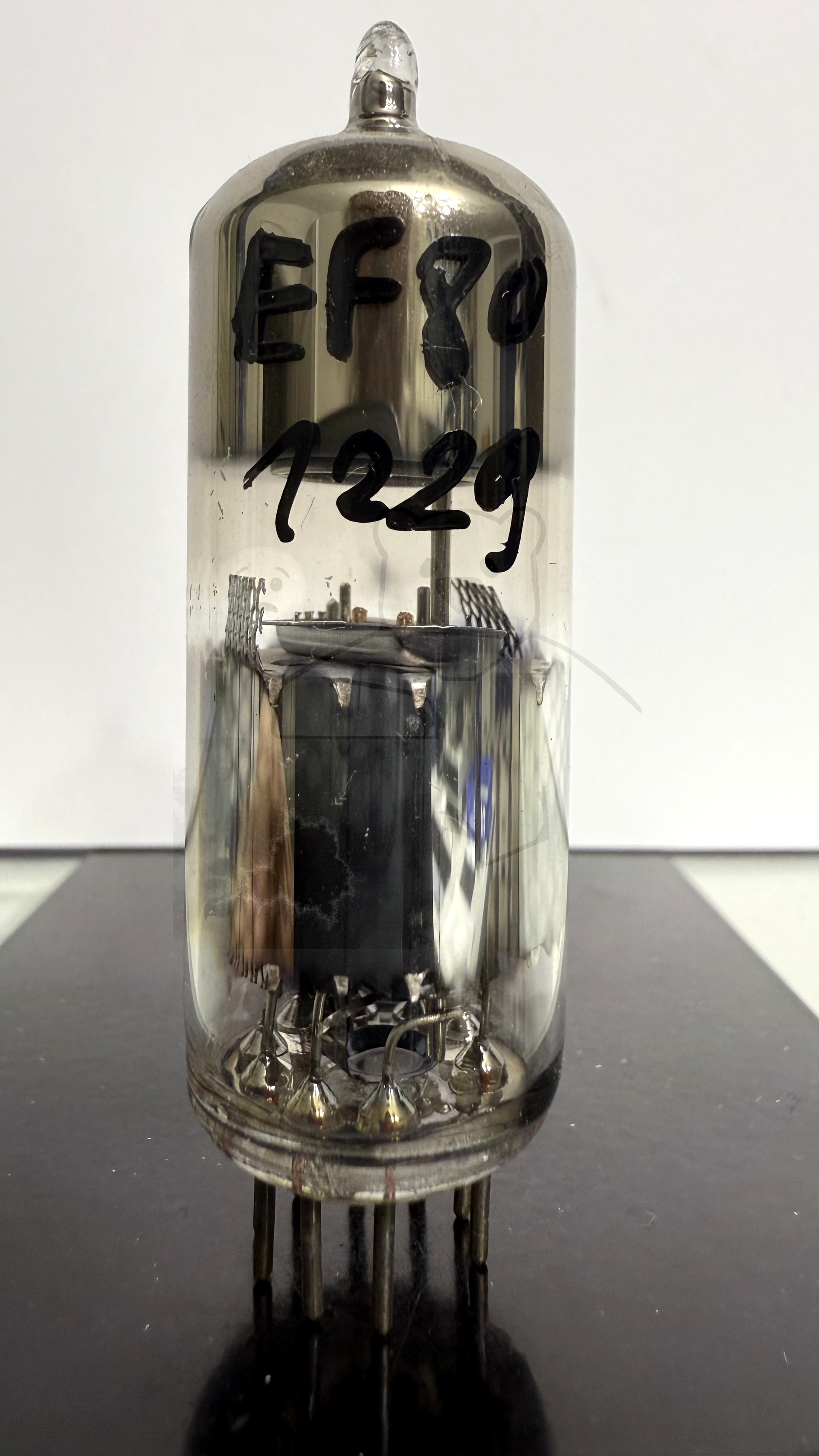 Röhre EF80 #1229 Bild 1