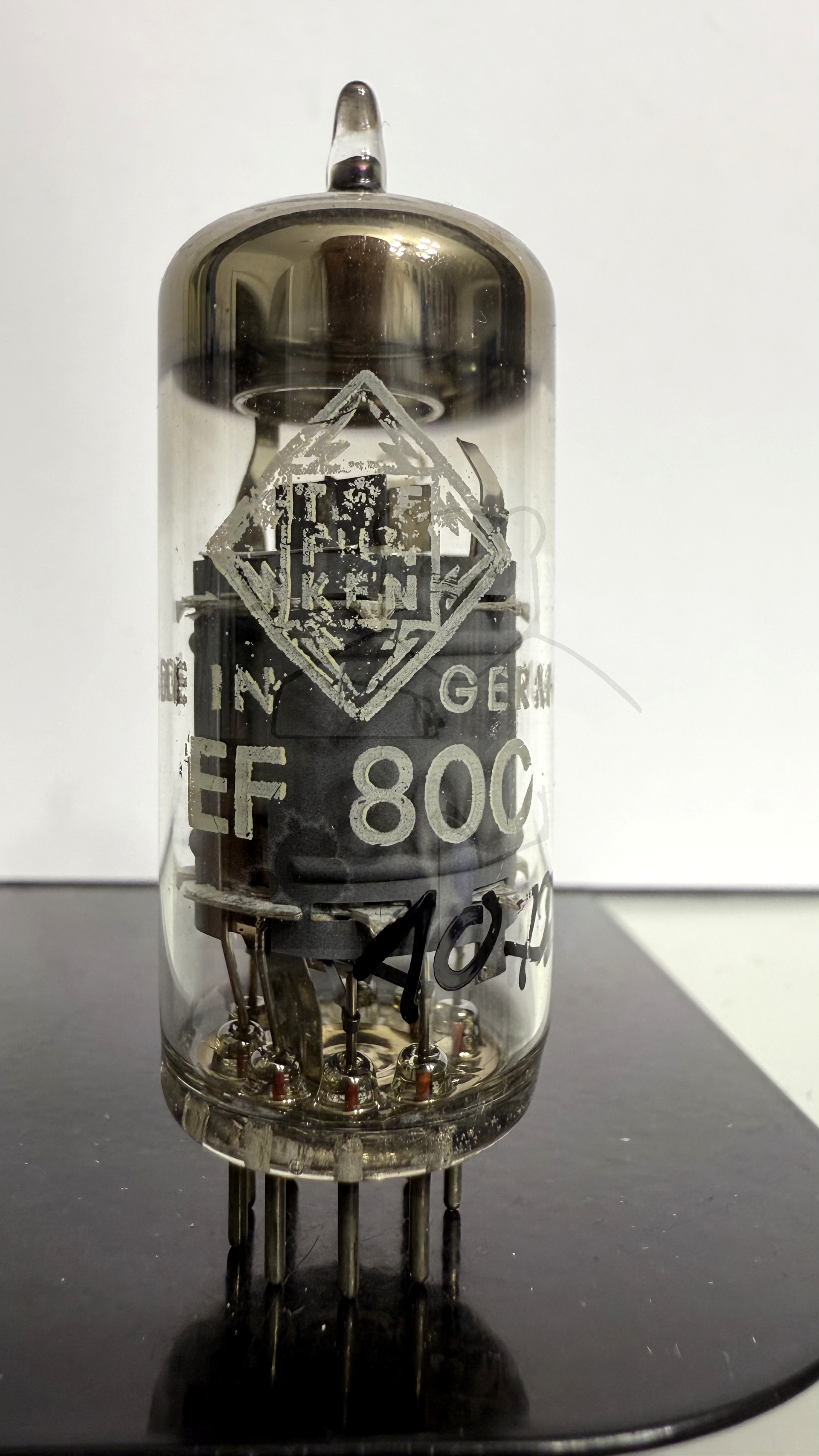 Röhre EF800 #1072 Bild 1