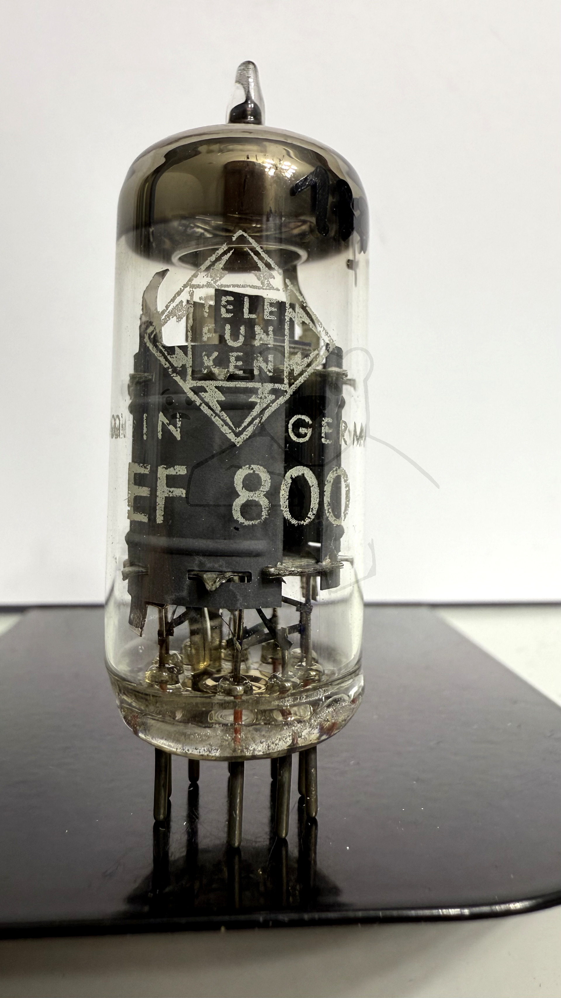Röhre EF800 #1337 Bild 1