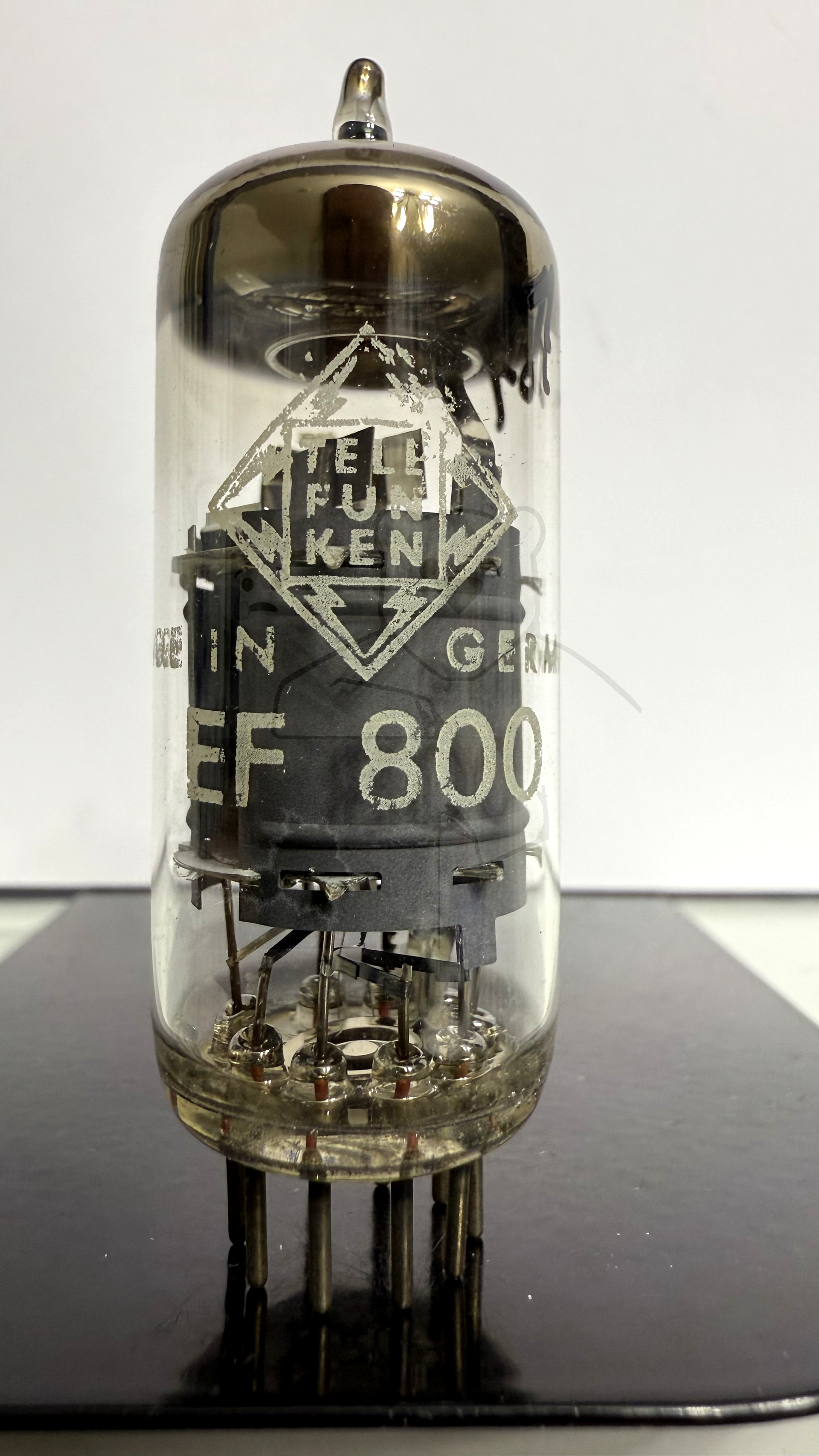 Röhre EF800 #1361 Bild 1