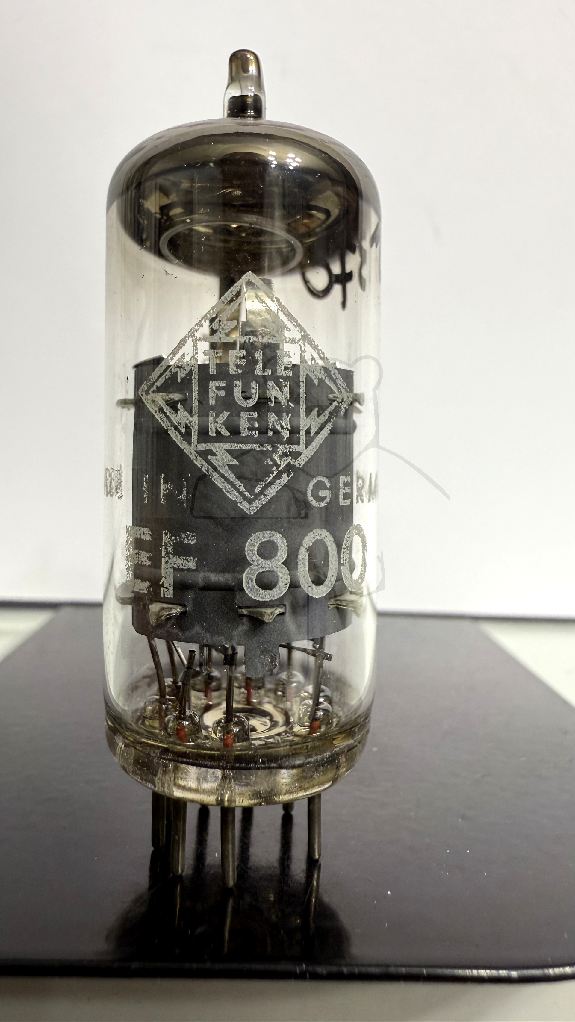 Röhre EF800 #1370 Bild 1