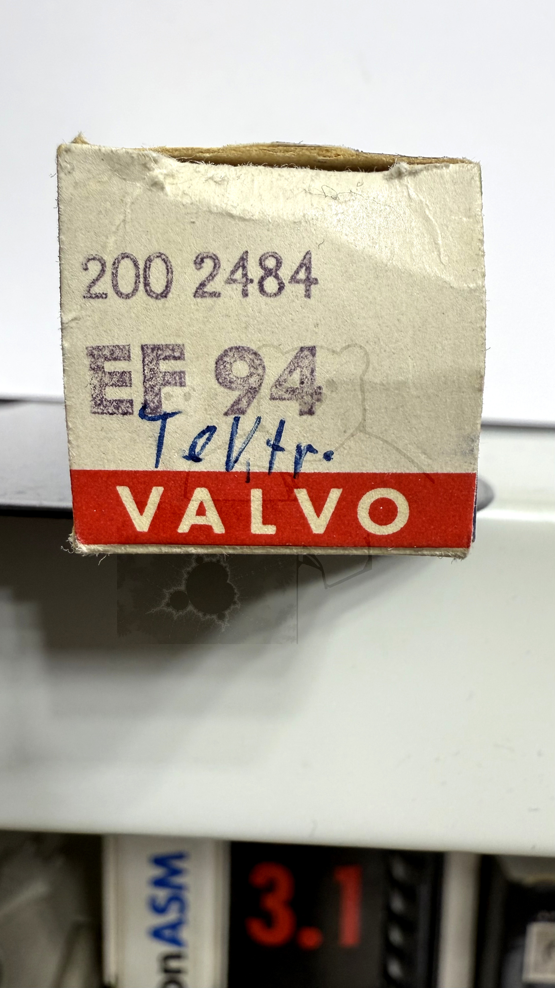 Röhre EF94 #8385 Verpackung Bild 3