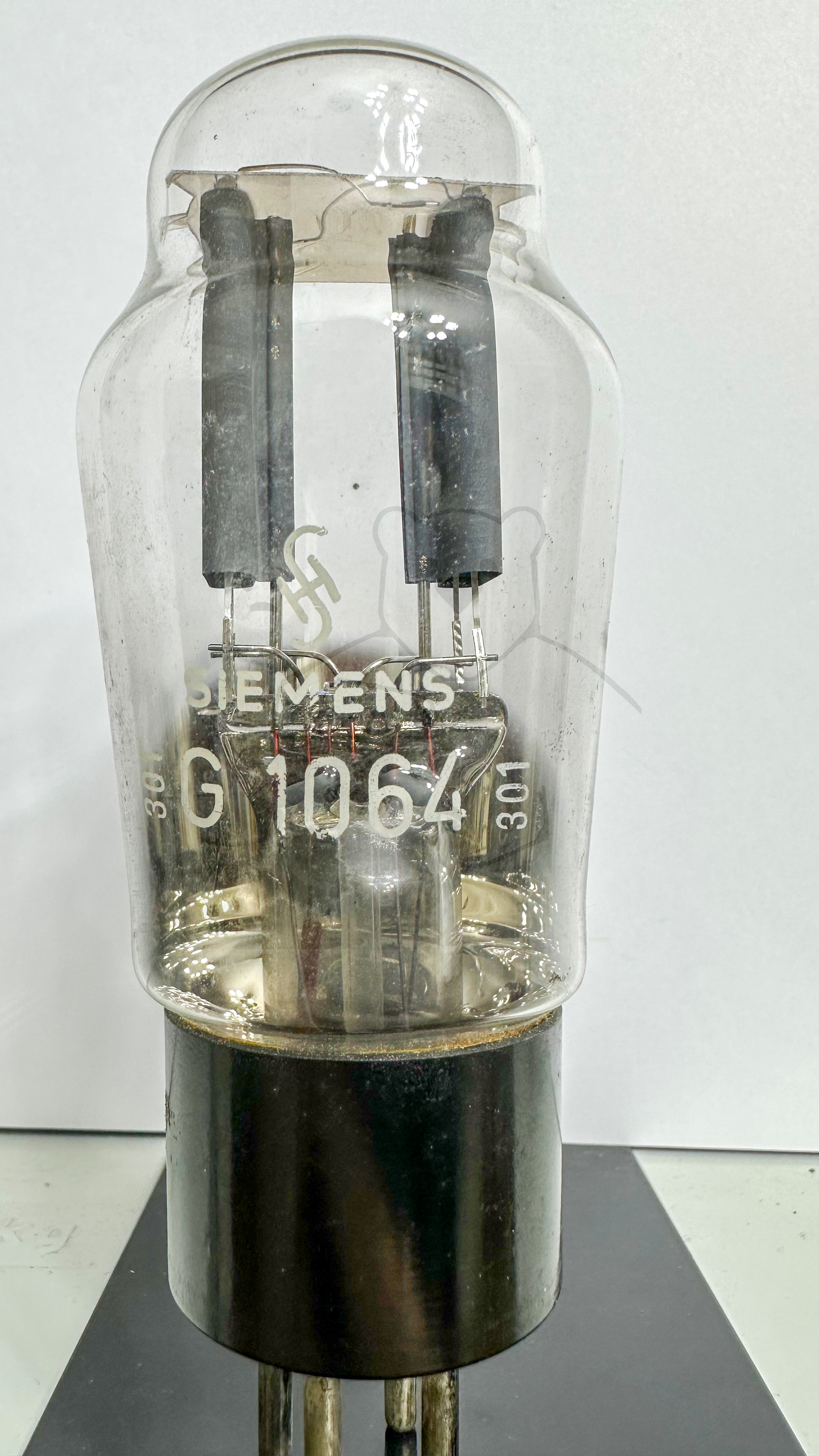 Röhre G1064 #3926 Bild 1