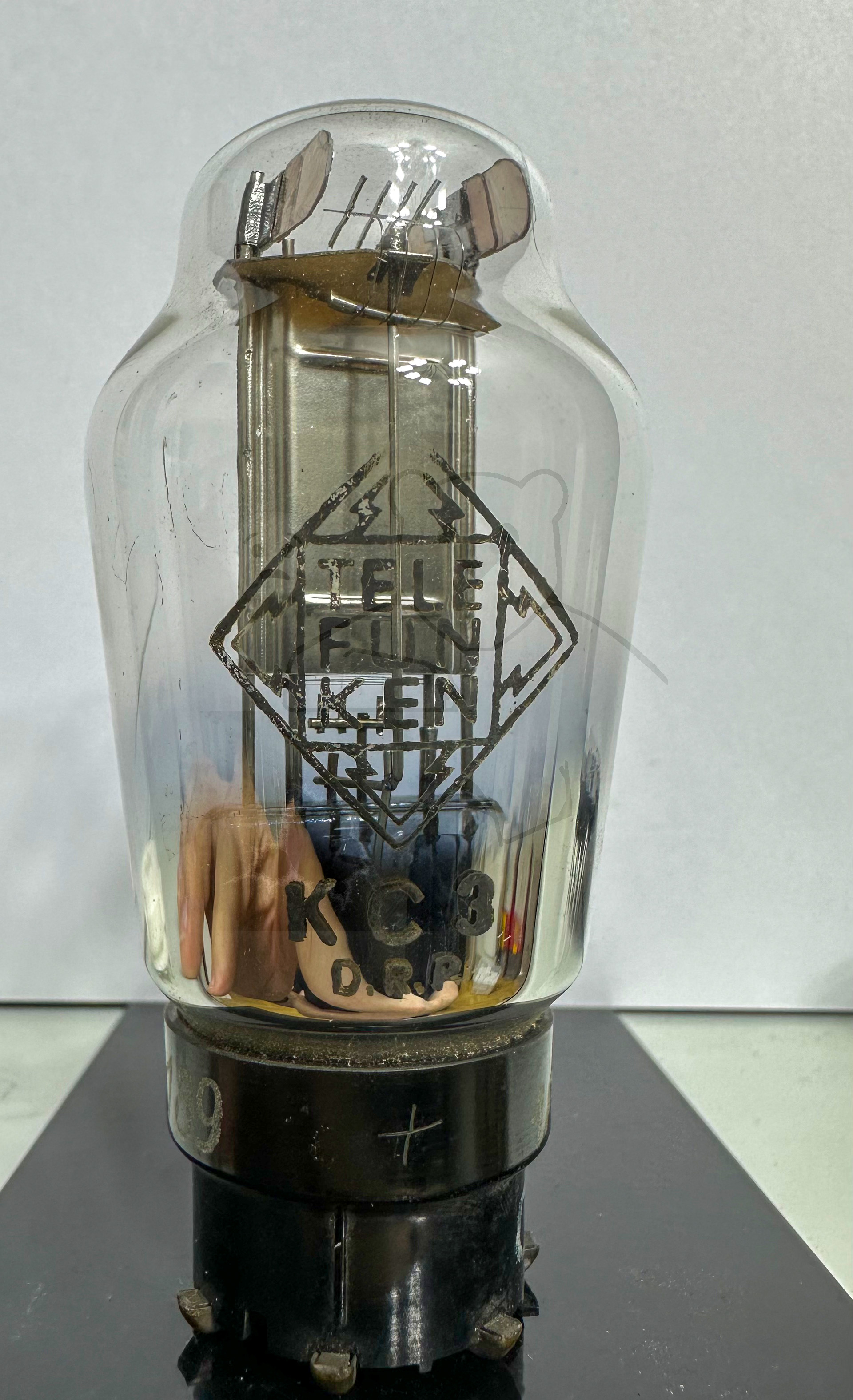 Röhre KC3 #4574 Bild 1