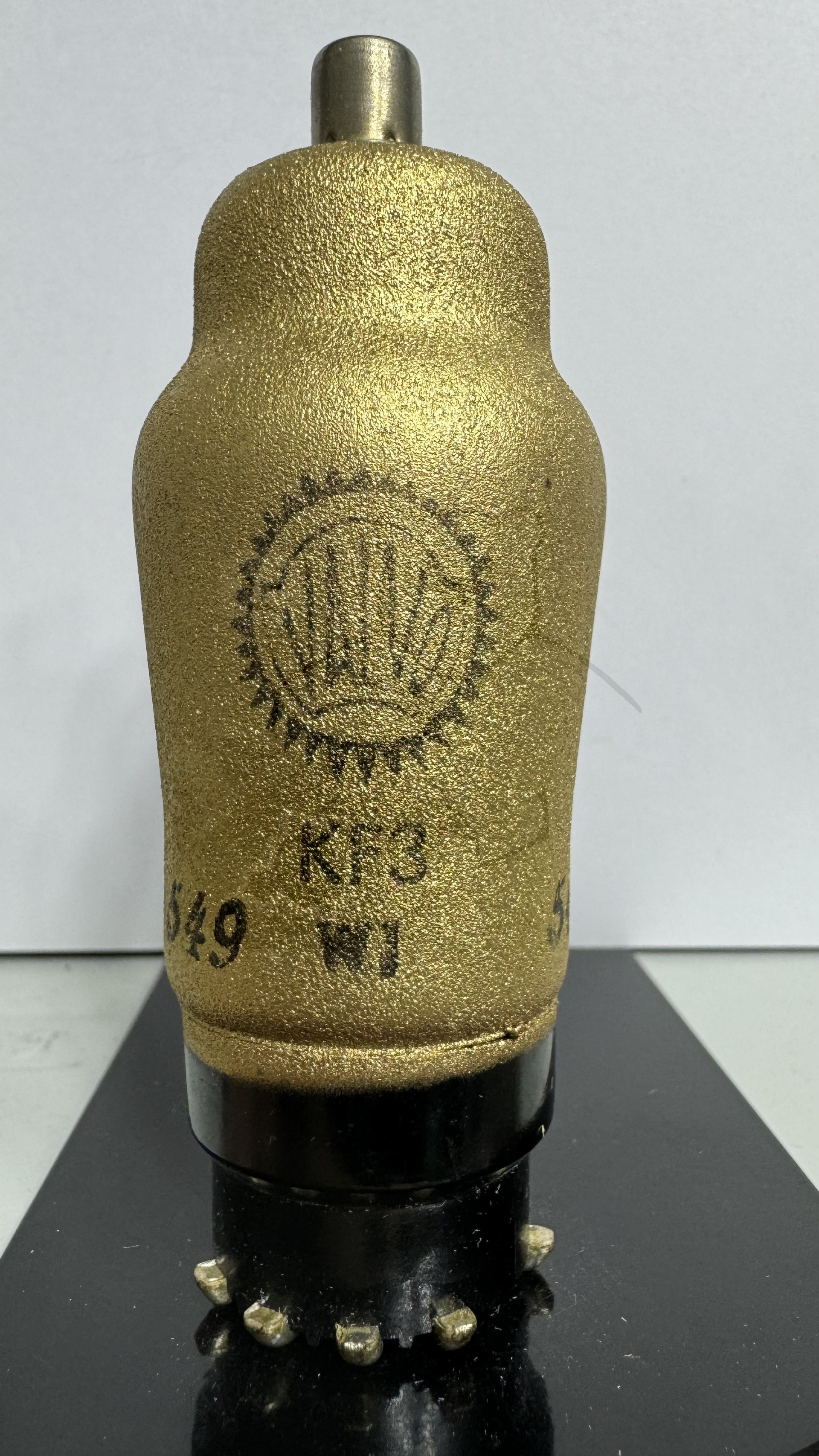 Röhre KF3 #6637 Bild 1