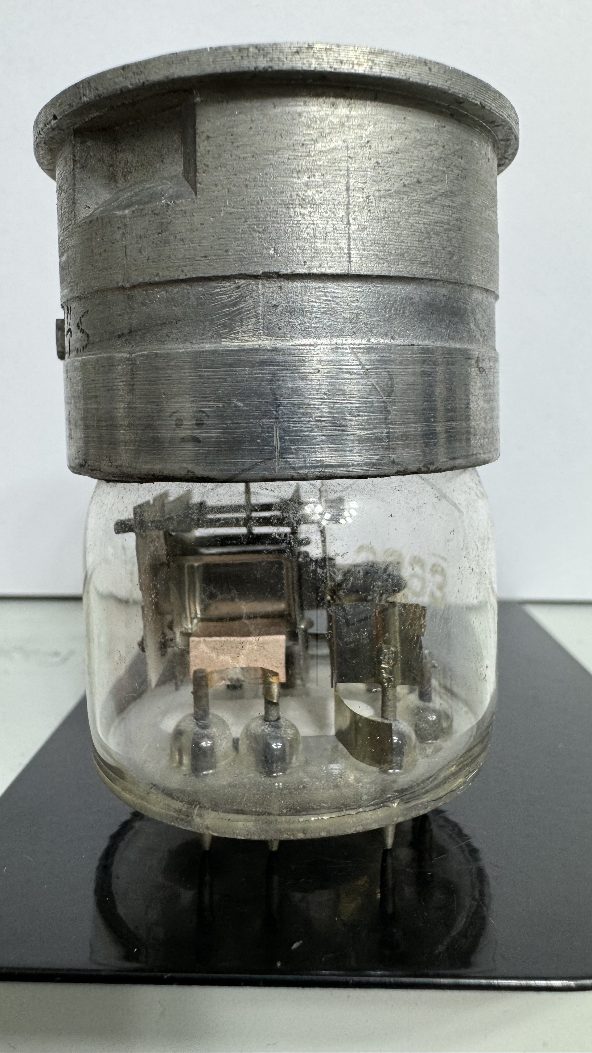 Röhre LG2 #4581 Bild 1