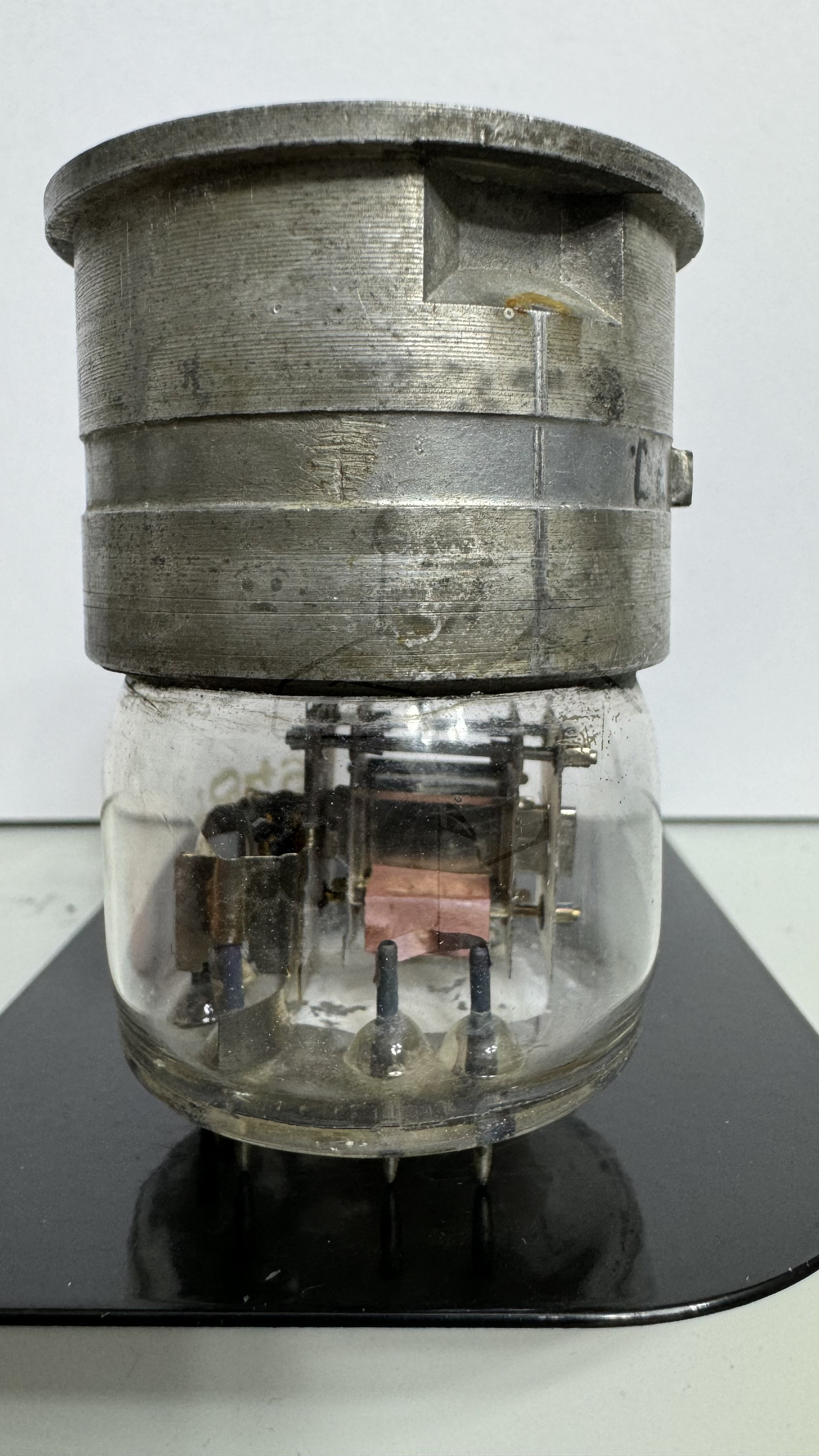 Röhre LG2 #4582 Bild 1