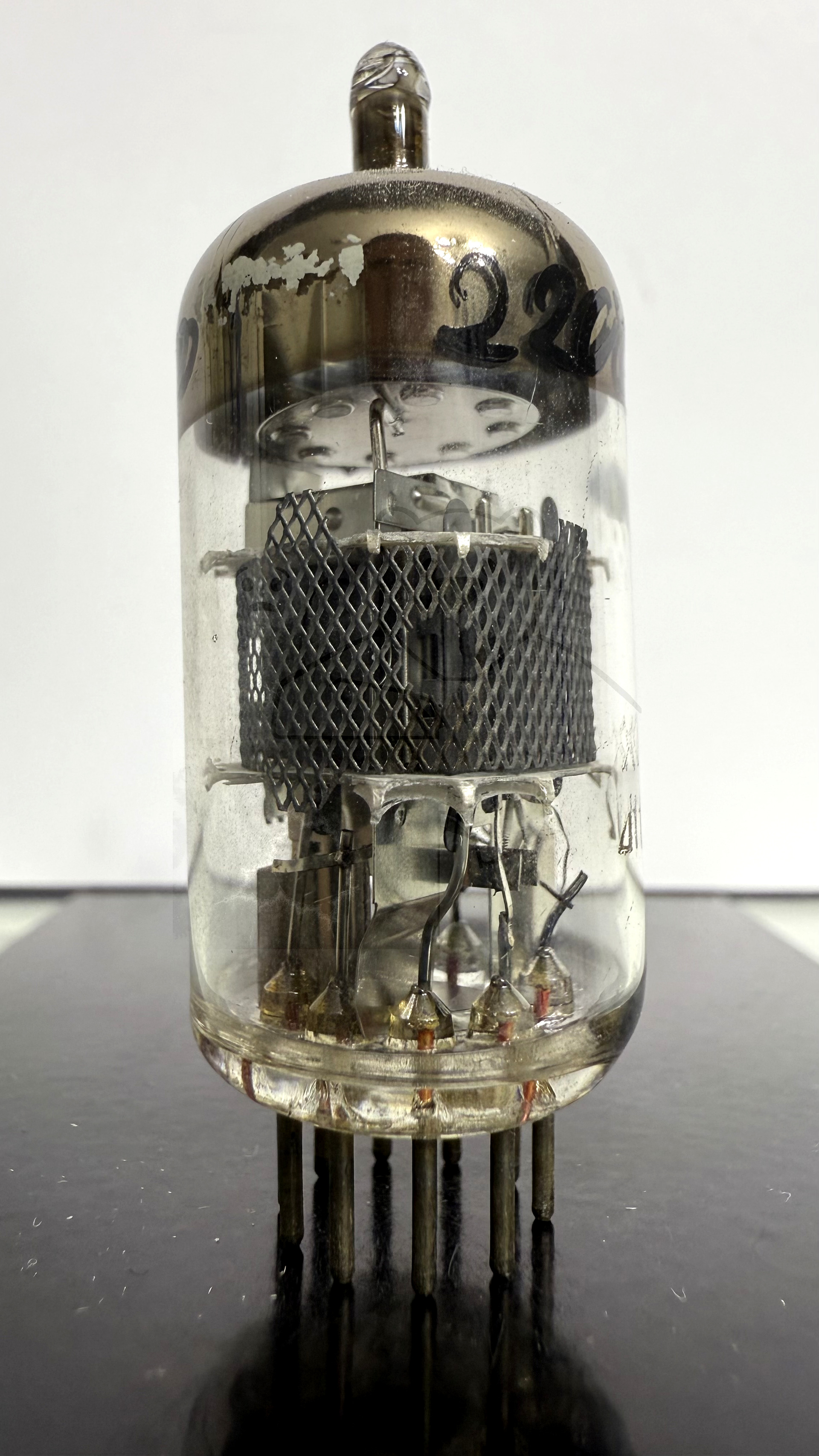 Röhre PCF200 #2200 Bild 1