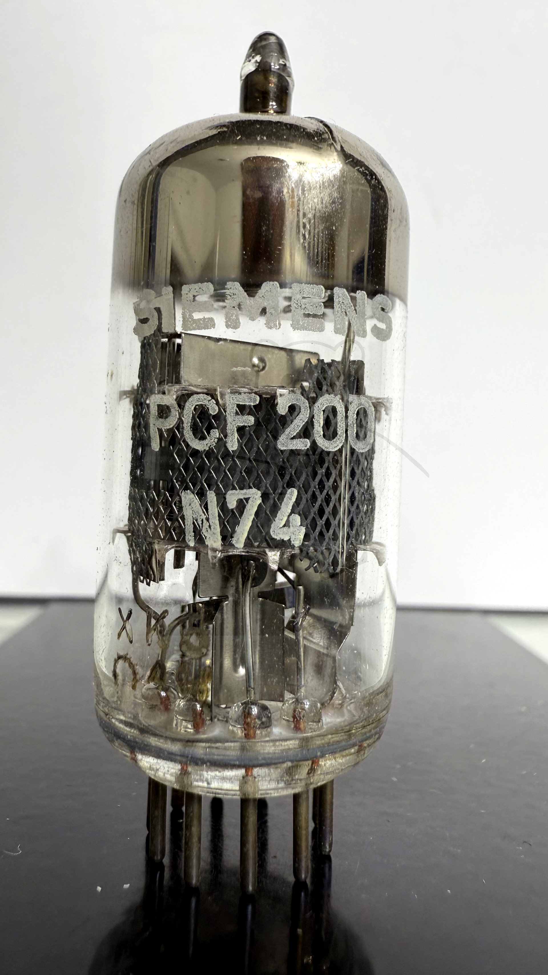 Röhre PCF200 #7327 Bild 1
