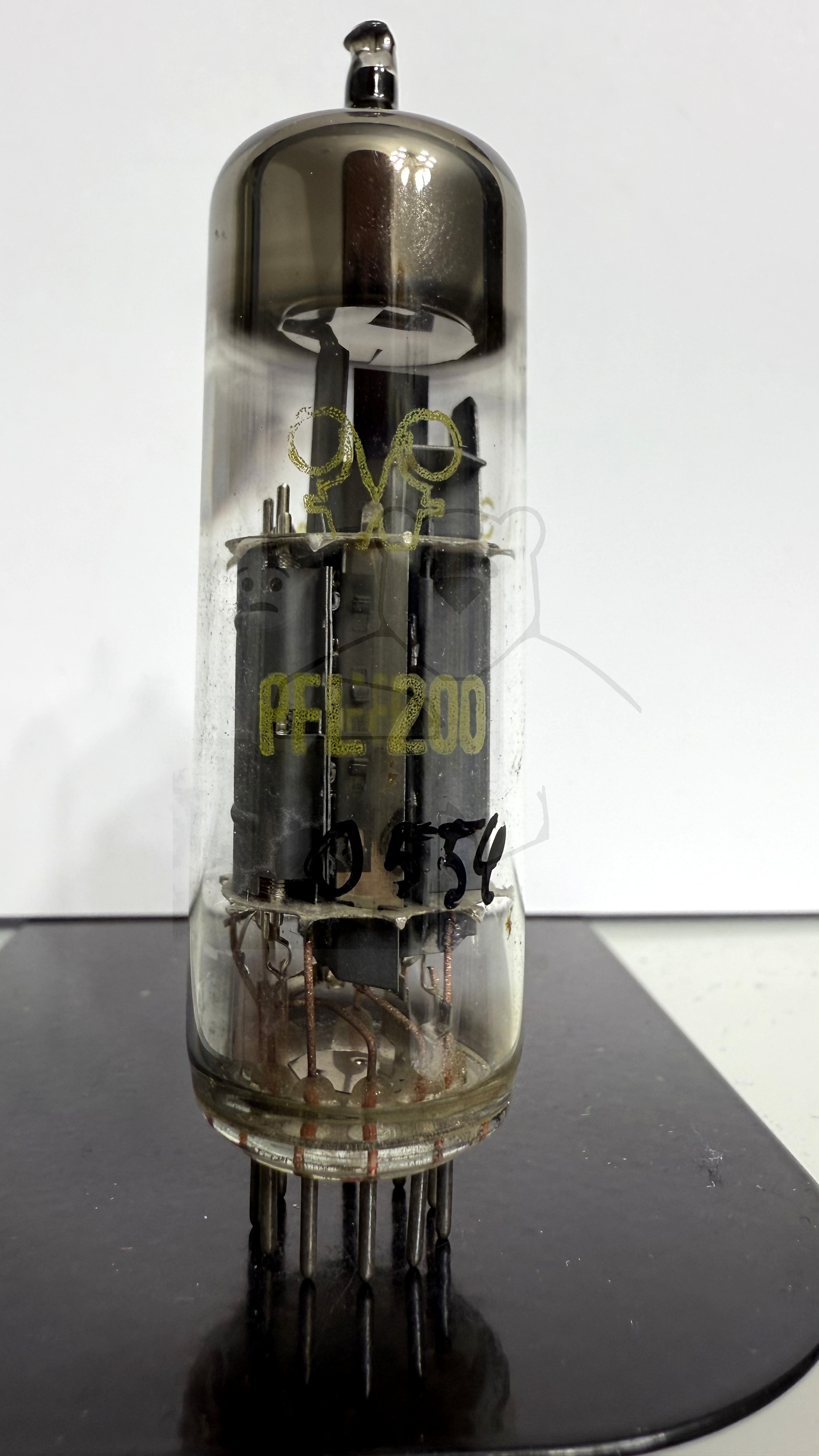 Röhre PFL200 #0554 Bild 1