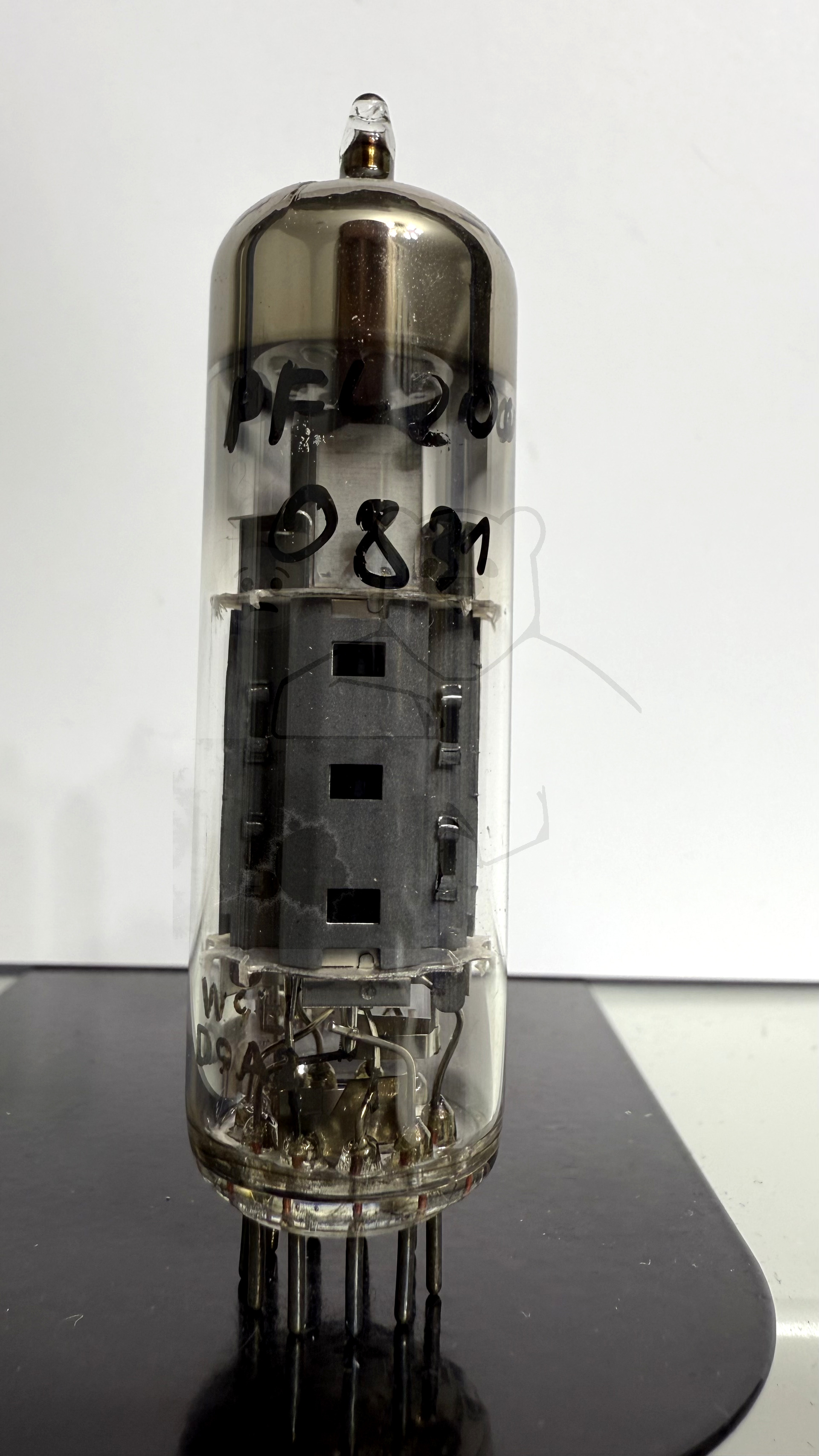 Röhre PFL200 #0831 Bild 1