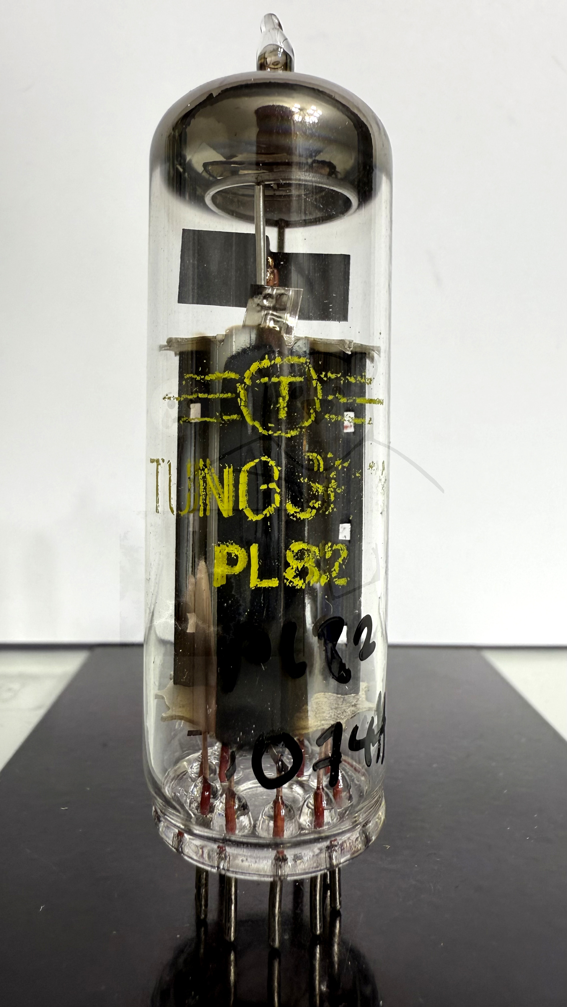 Röhre PL82 #0747 Bild 1