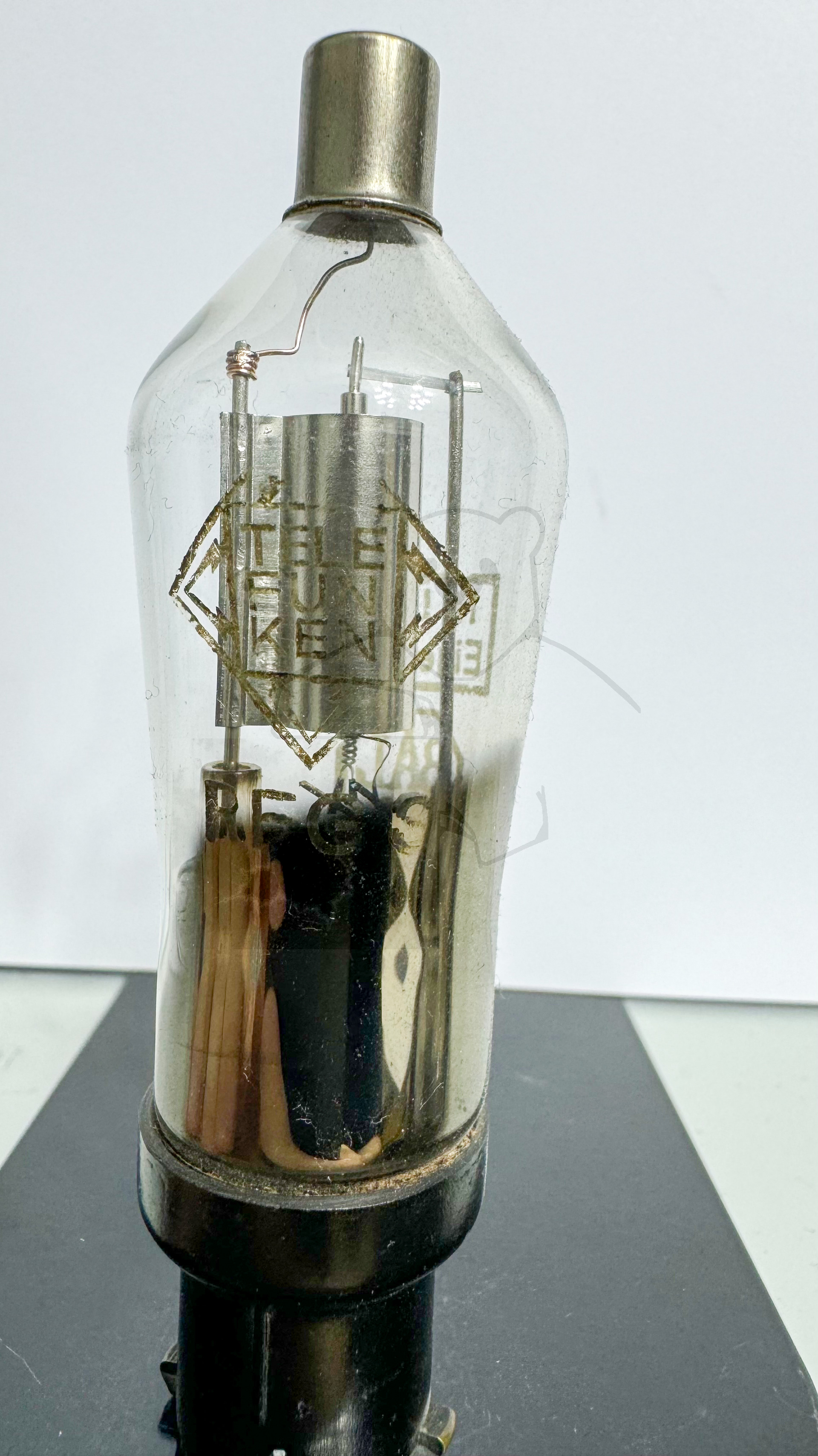 Röhre RFG3 #6601 Bild 1