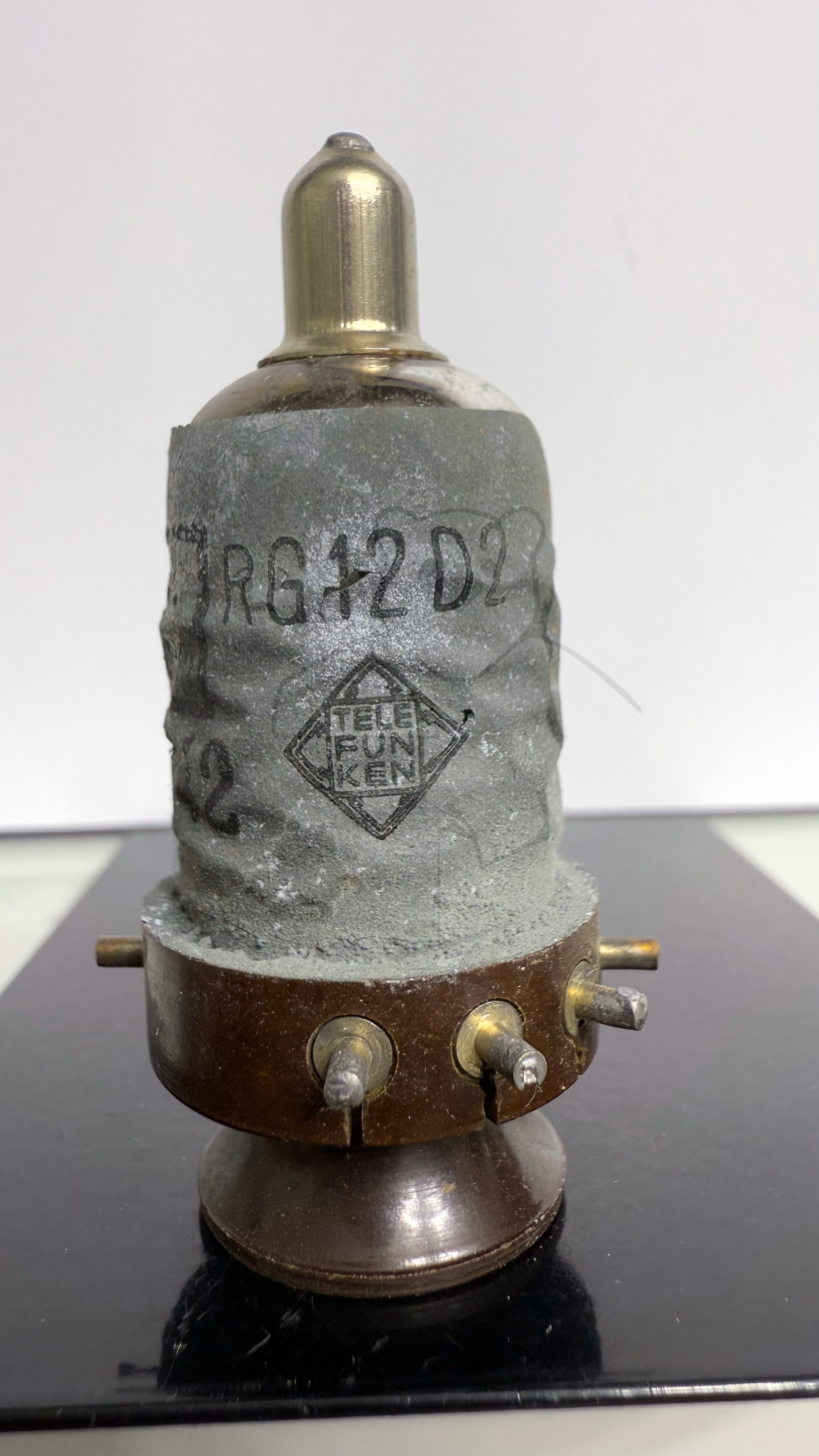 Röhre RG12D2 #7830 Bild 1