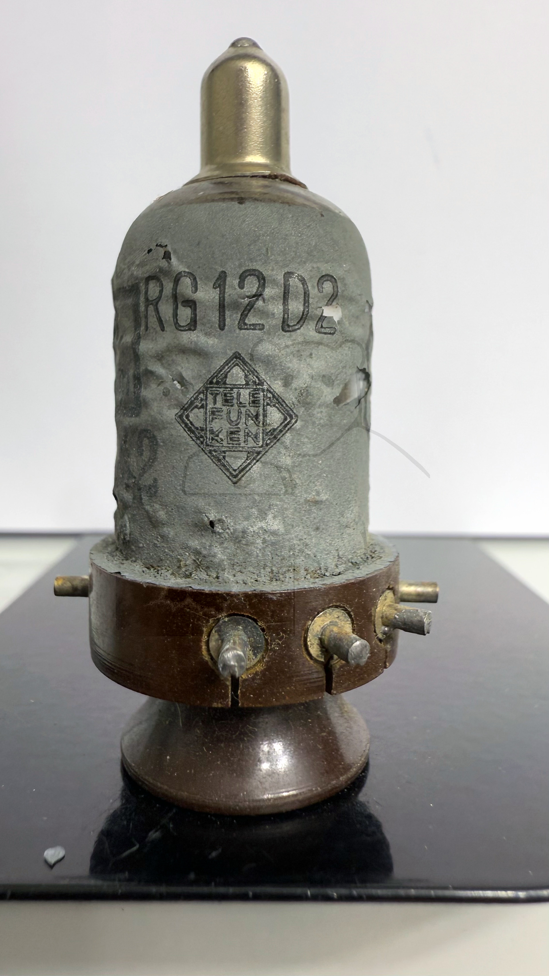 Röhre RG12D2 #7837 Bild 1