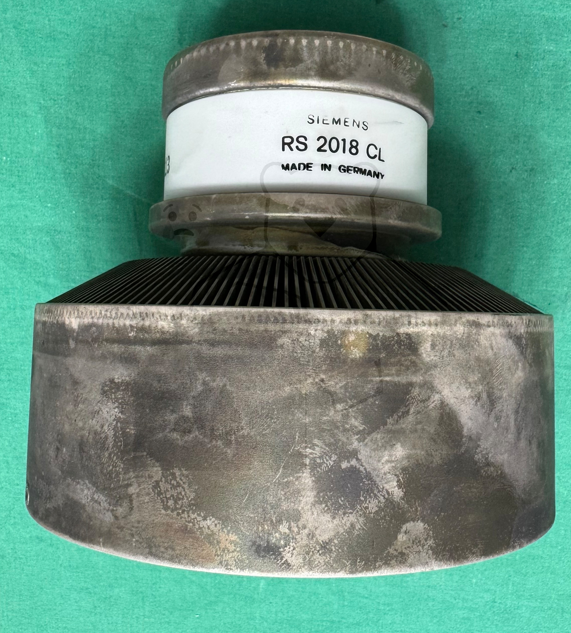 Röhre RS2018CL #6540 Bild 1