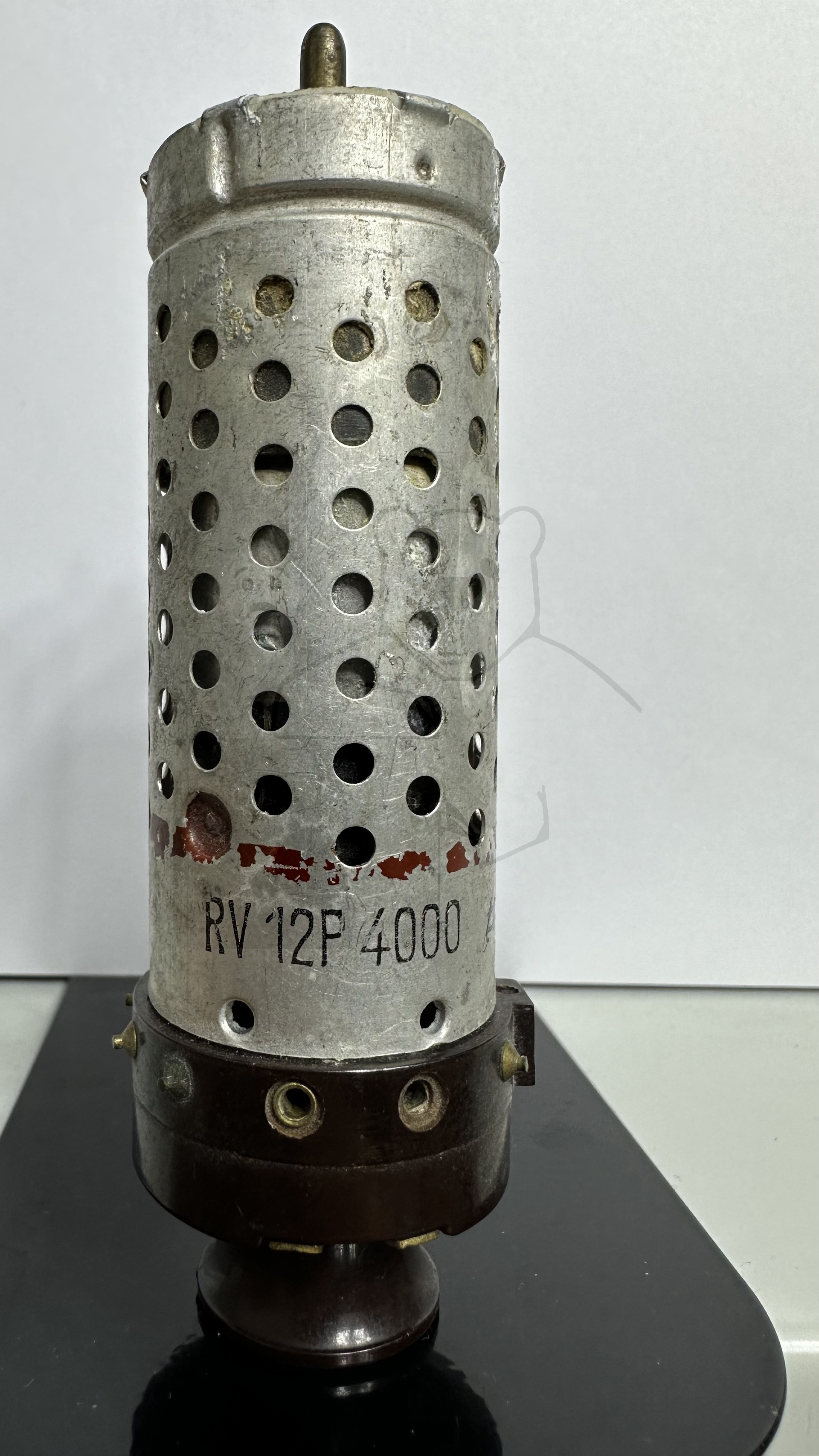 Röhre RV12P4000 #0052 Bild 1