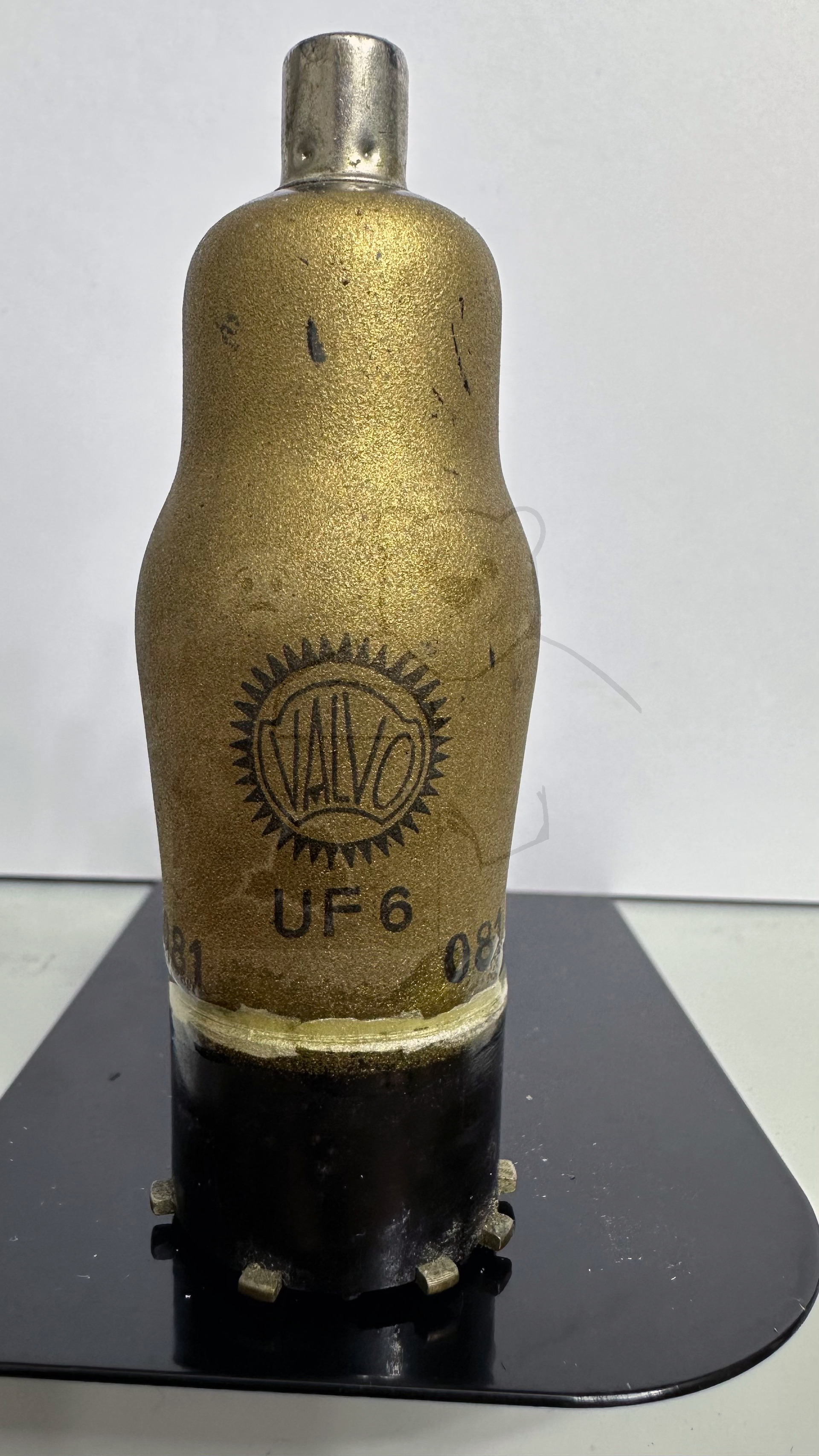 Röhre UF6 #4694 Bild 1