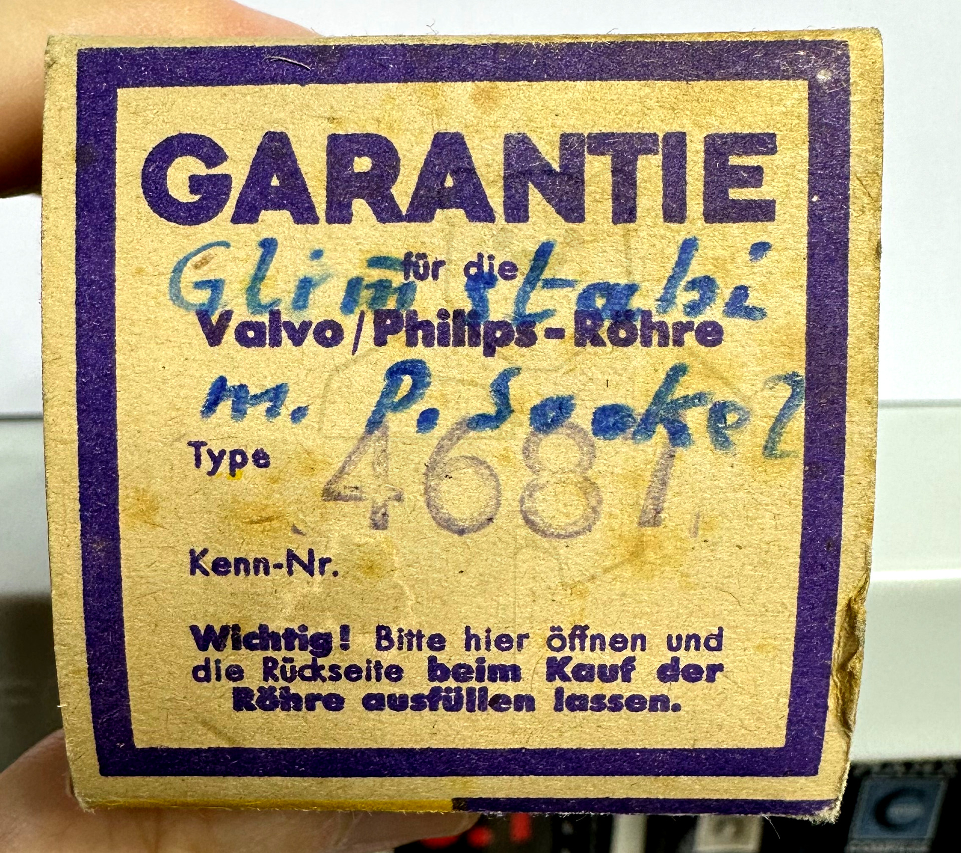 Röhre 4687 #6122 Verpackung Bild 5