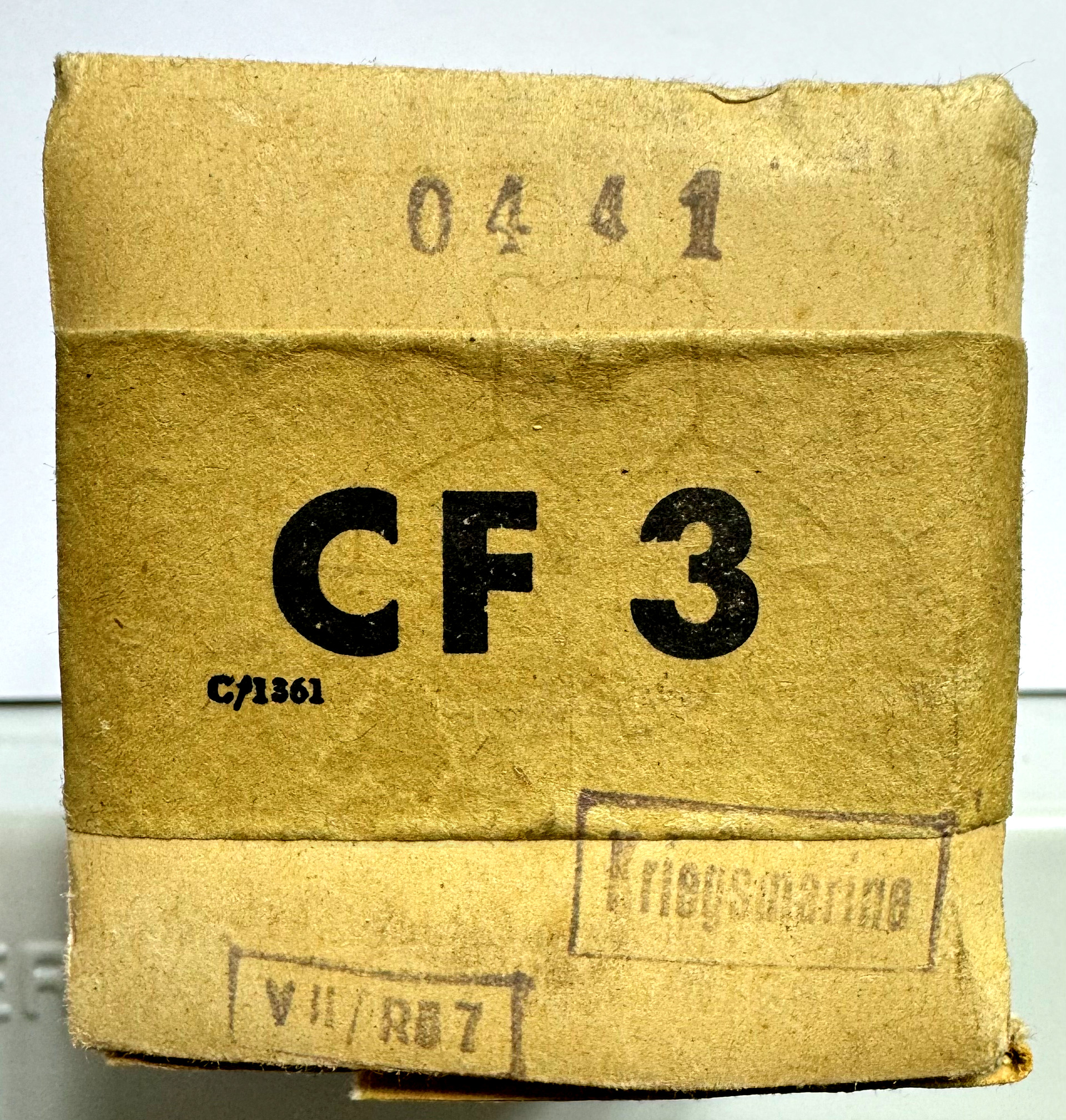 Röhre CF3 #3318 Verpackung Bild 3
