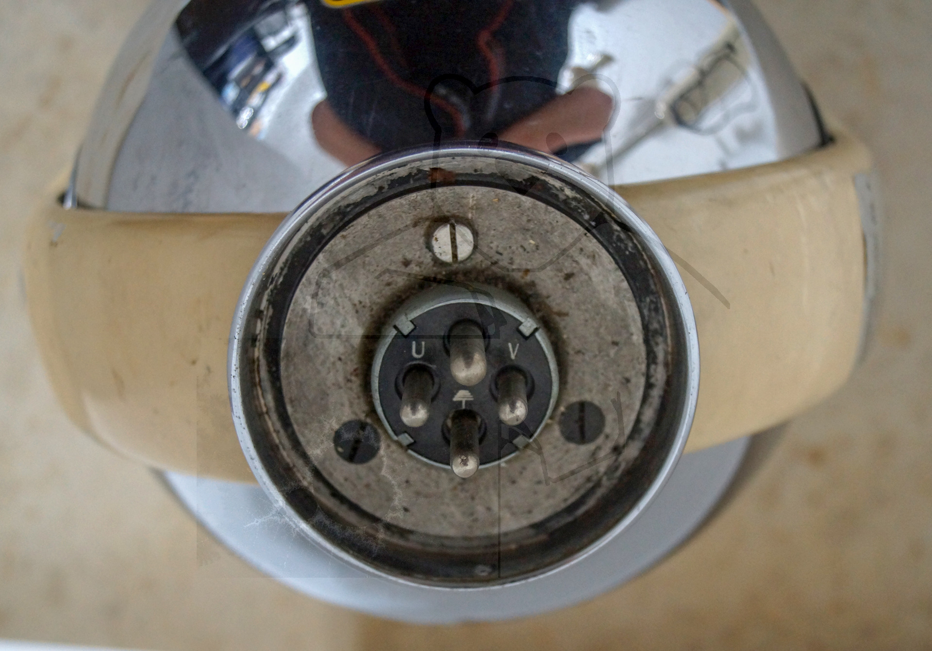 Siemens Roentgenkugel, Chrome Variante, Blick auf die Anschluesse
